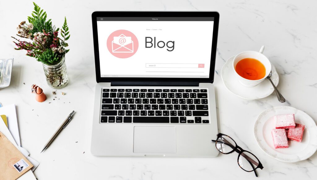 Zalety bloga na stronie florystki – Jak blog może przyciągnąć nowych klientów i zwiększyć sprzedaż